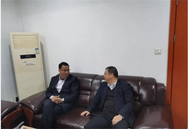 湖北楚勝公司 外出考查取真經，學習借鑒謀發展